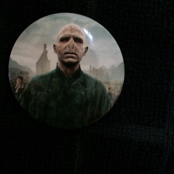 Harry Potter Set Of 6 Collectible Button Pins - Picture 6 of 10
